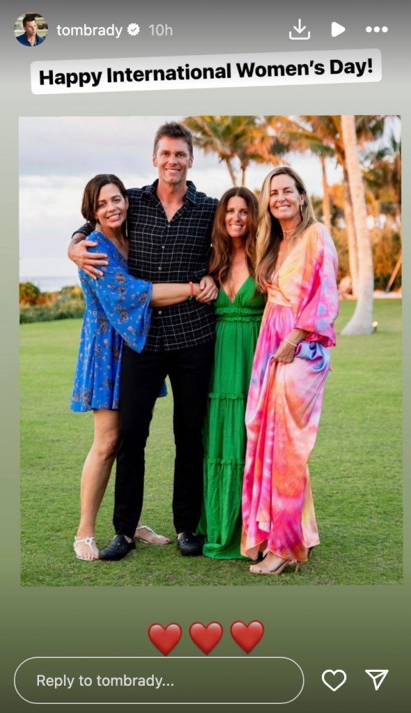 Tom Brady and his sisters
